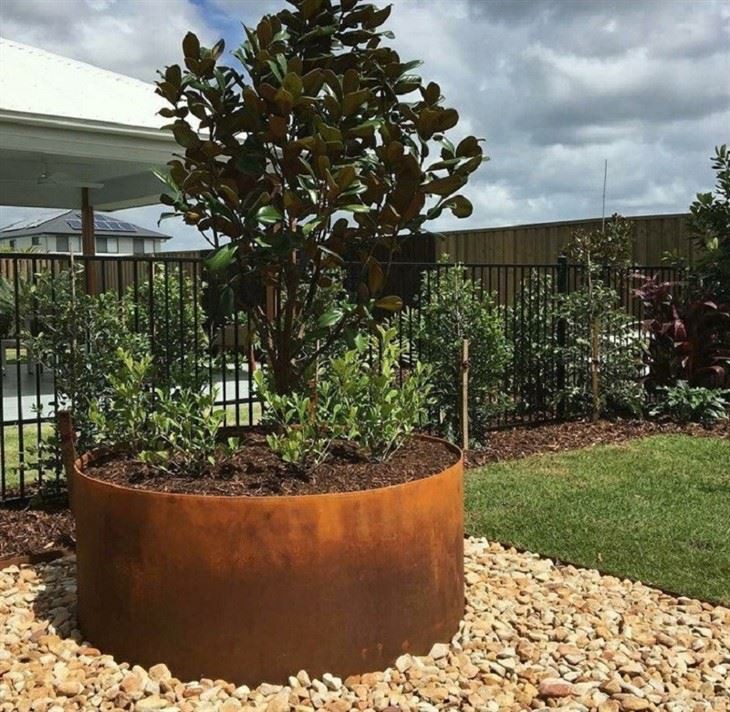Customized Size Metal Grass Border